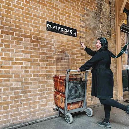 Platform 9 3/4 By Condokeeper Londra Esterno foto