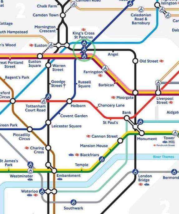 Platform 9 3/4 By Condokeeper Londra Esterno foto